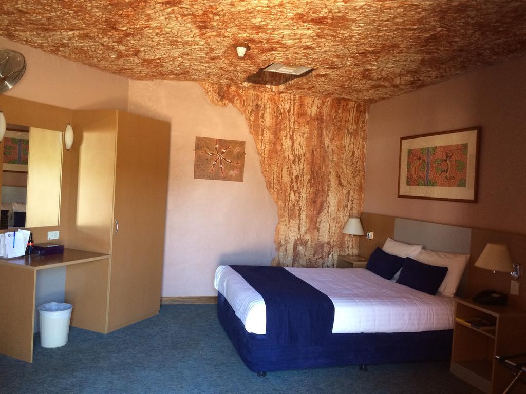 Desert Cave Hotel Coober Pedy Ngoại thất bức ảnh