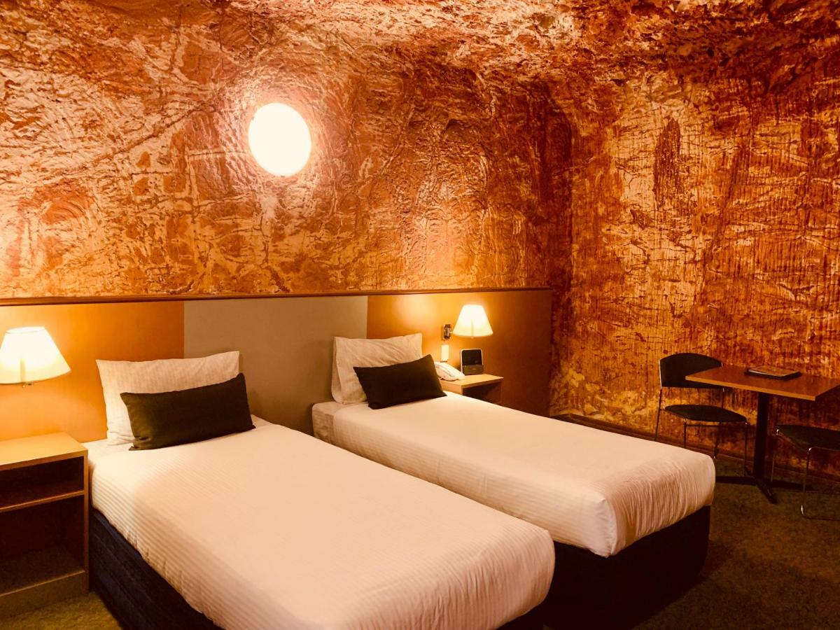 Desert Cave Hotel Coober Pedy Ngoại thất bức ảnh